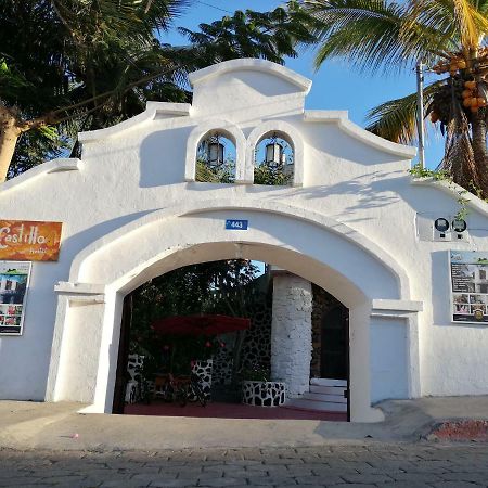 Castillo Galapagos Hotel Puerto Ayora  Exterior photo