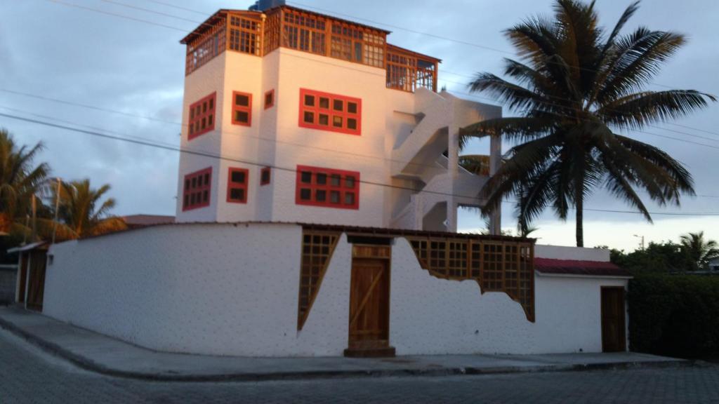 Castillo Galapagos Hotel Puerto Ayora  Exterior photo